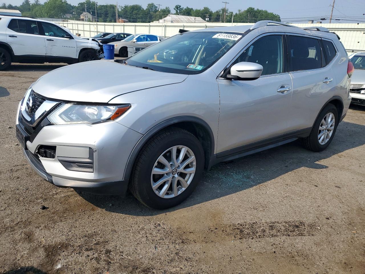 JN8AT2MV5HW020903 · 2017 NISSAN ROGUE