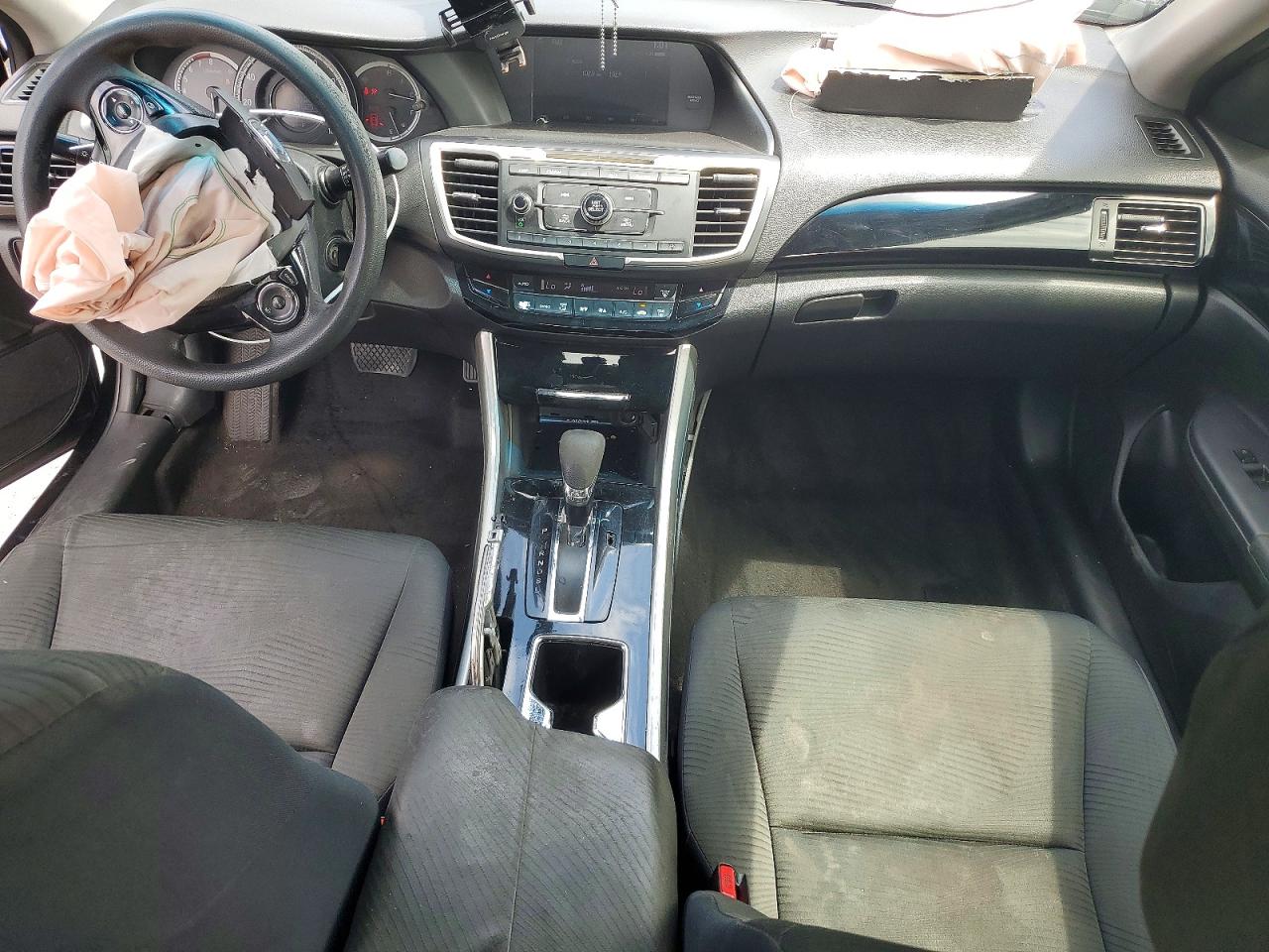 1HGCR2F35GA103811 · 2016 HONDA ACCORD · 8/12
