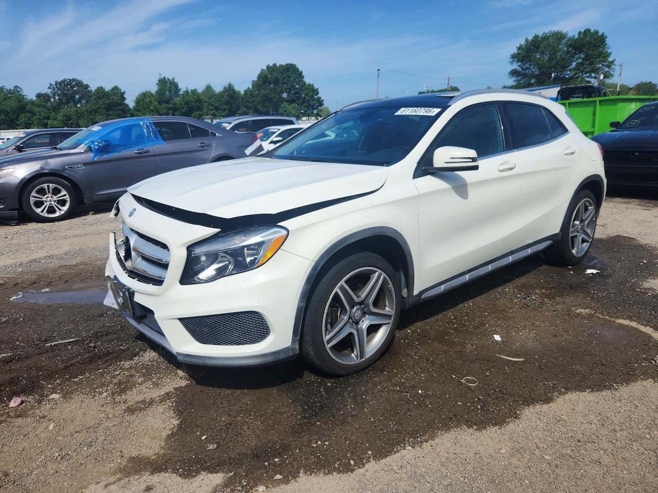 WDCTG4GB9FJ082007 · 2015 MERCEDES-BENZ GLA