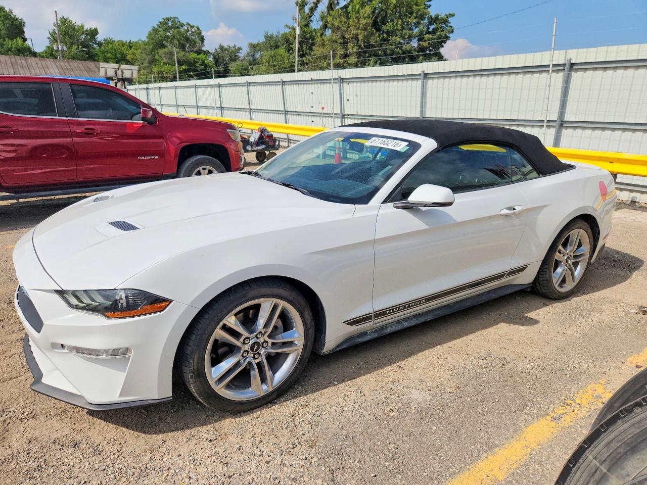 1FATP8UH9K5185734 · 2019 FORD MUSTANG