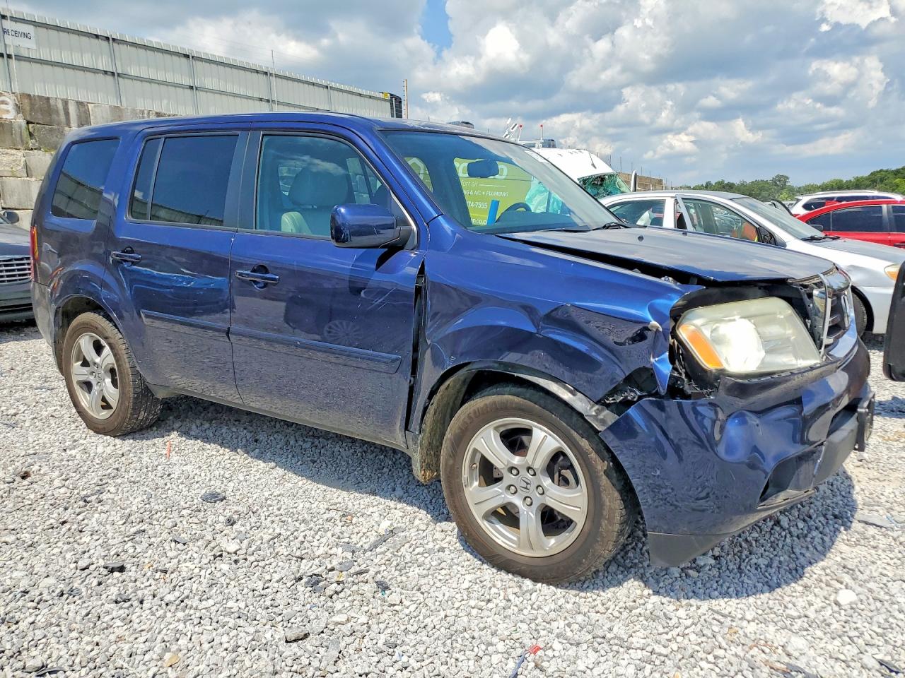 5FNYF4H54FB020755 · 2015 HONDA PILOT · 4/13