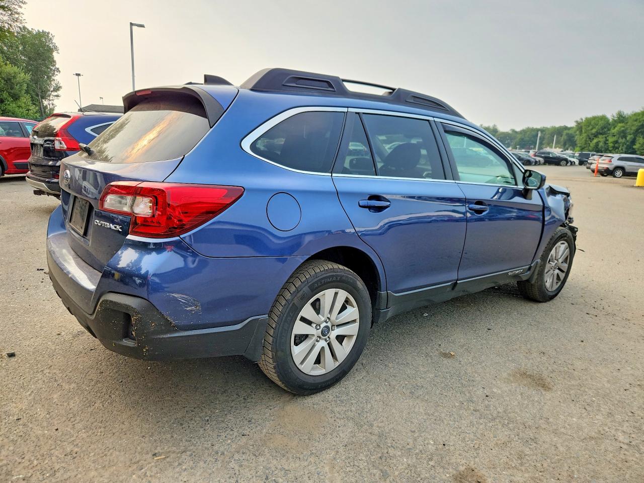 4S4BSAFC7K3216077 · 2019 SUBARU OUTBACK · 3/13