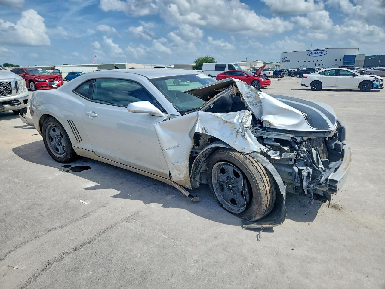 2G1FA1ED8B9136175 · 2011 CHEVROLET CAMARO · 4/13