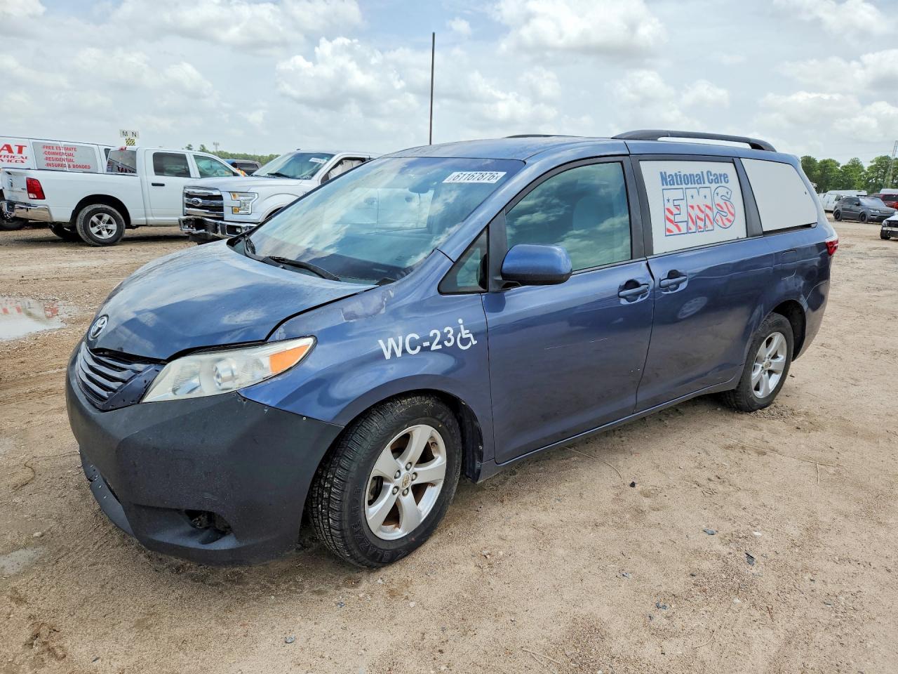 5TDKK3DC1FS604669 · 2015 TOYOTA SIENNA