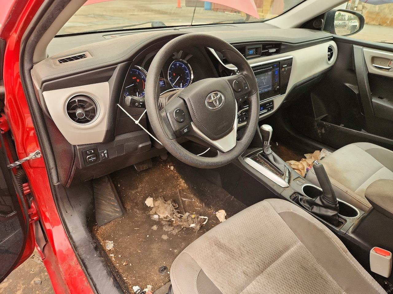 2T1BURHE0HC779855 · 2017 TOYOTA COROLLA · 8/12