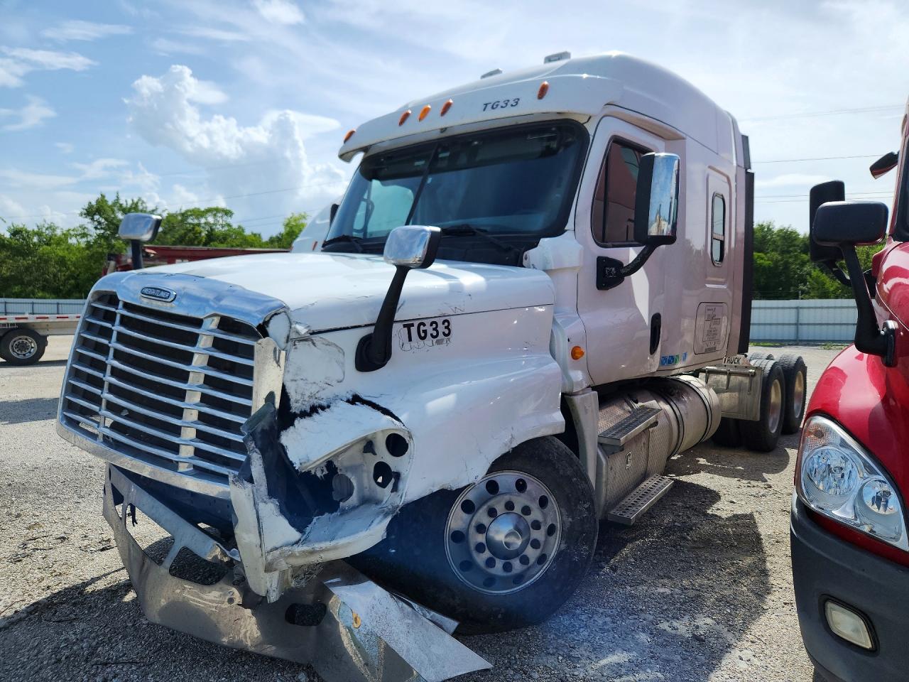 3AKJGLDV2ESFK6613 · 2014 FREIGHTLINER CASCADIA