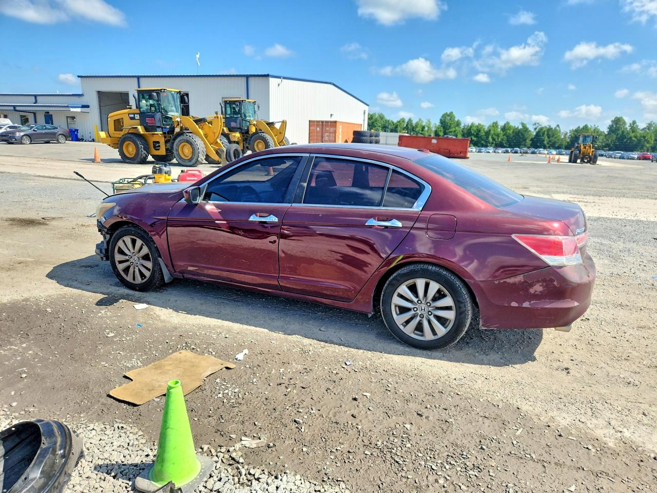 1HGCP3F86CA034273 · 2012 HONDA ACCORD · 2/13