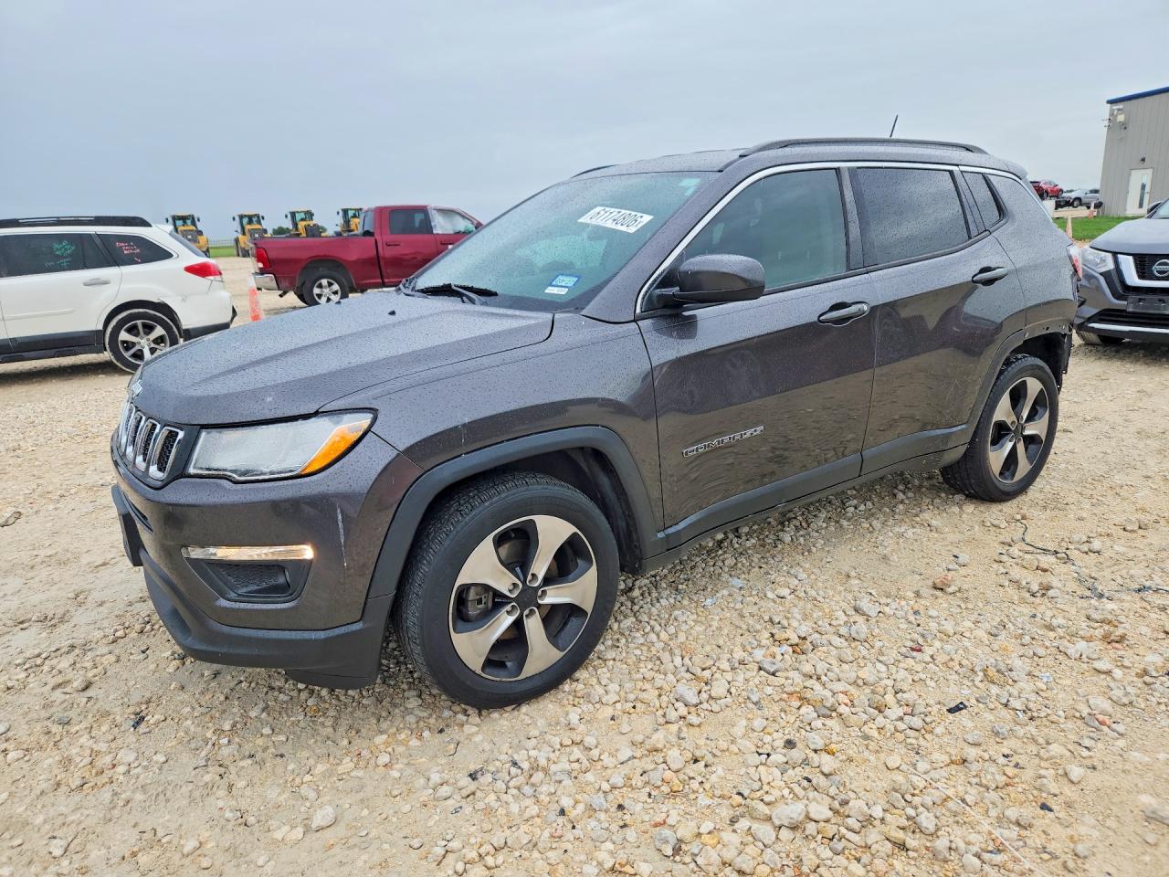 3C4NJCBB5HT643008 · 2017 JEEP COMPASS