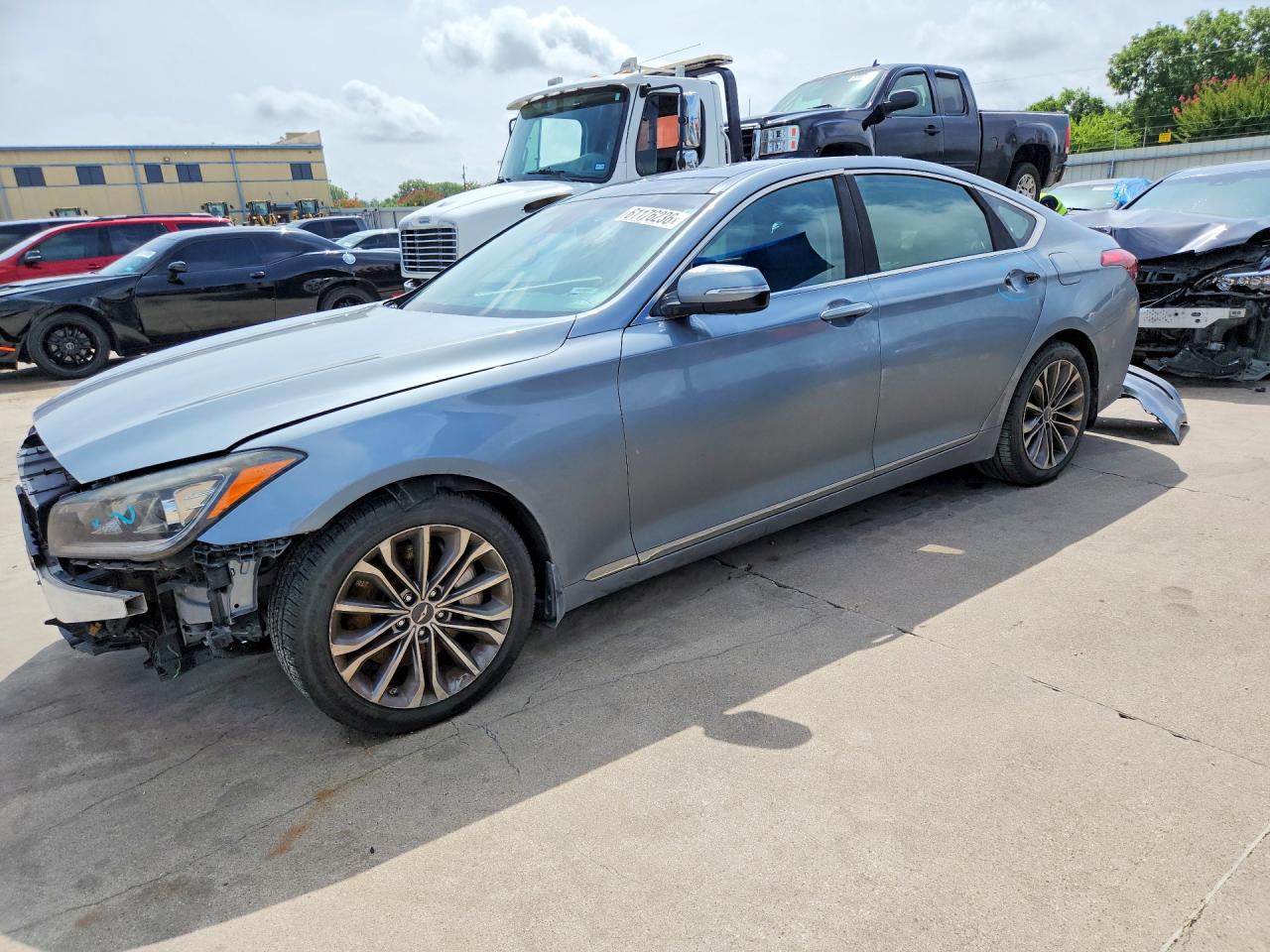 KMHGN4JE2FU071702 · 2015 HYUNDAI GENESIS