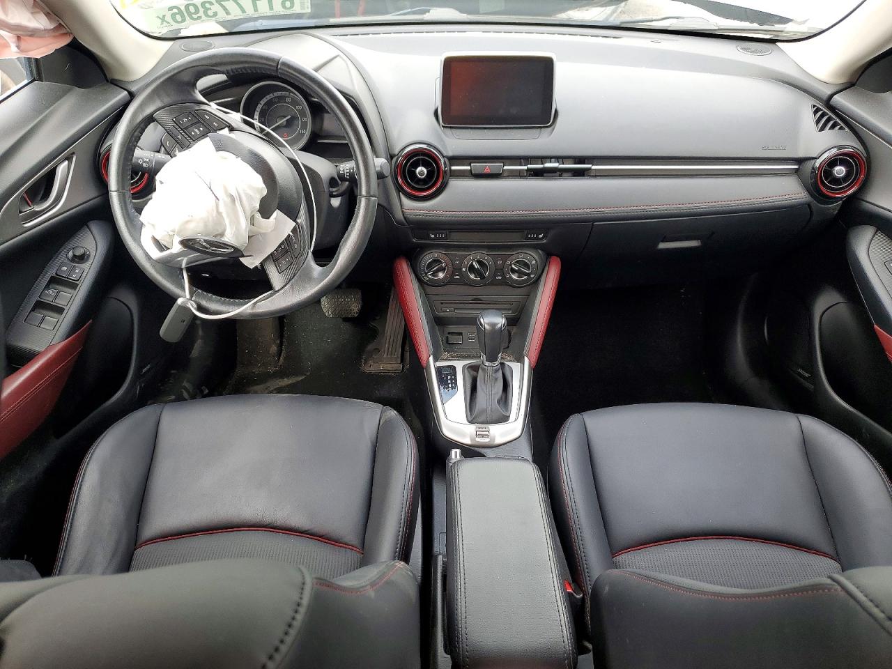 JM1DKFC74H0142807 · 2017 MAZDA CX-3 · 8/13