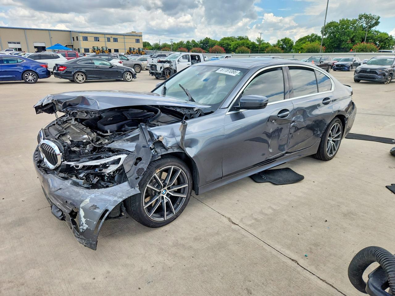 3MW5R1J05L8B05186 · 2020 BMW 330I