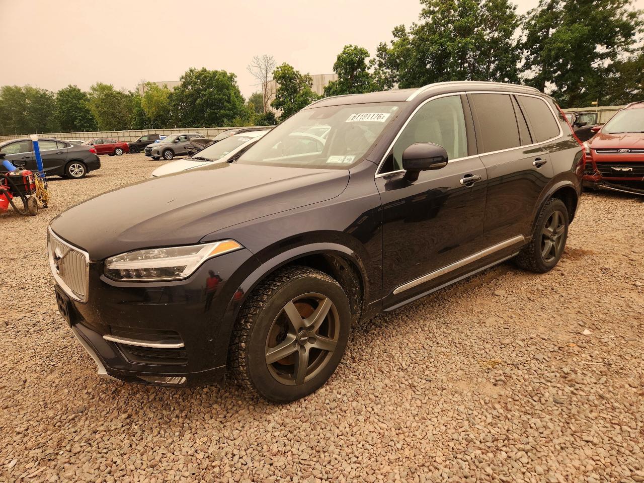 2017 VOLVO XC90