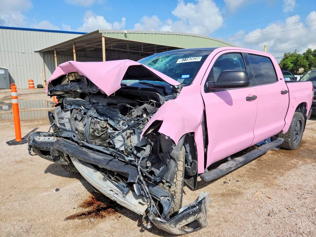 5TFEM5F17HX118220 · 2017 TOYOTA TUNDRA