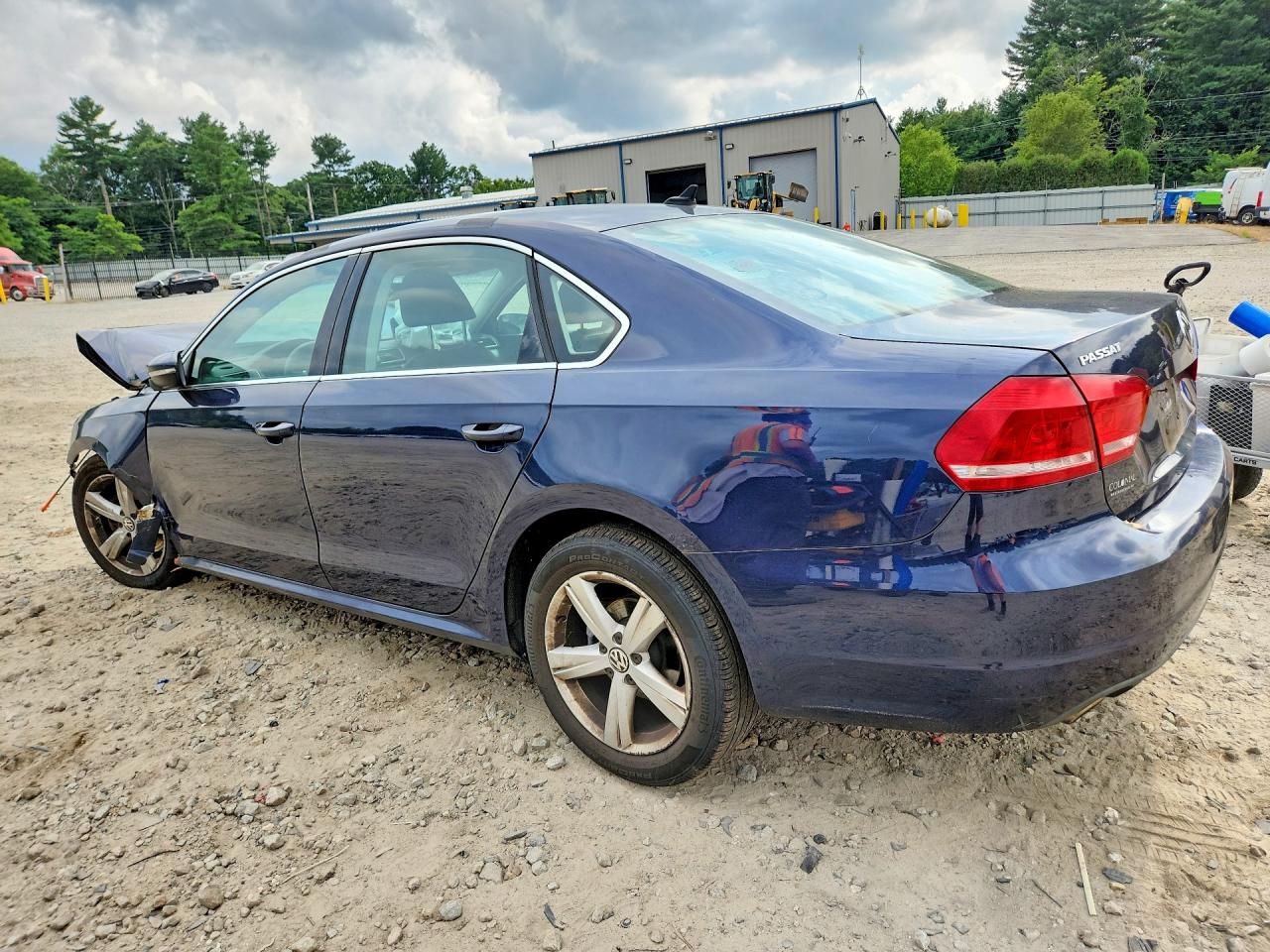1VWBP7A35CC087805 · 2012 VOLKSWAGEN PASSAT · 2/12