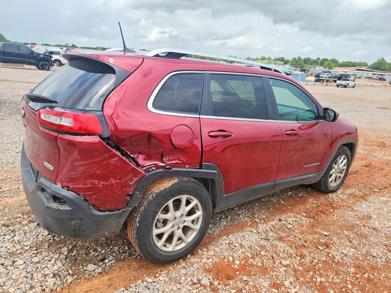 1C4PJLCB3HW619629 · 2017 JEEP CHEROKEE · 3/13