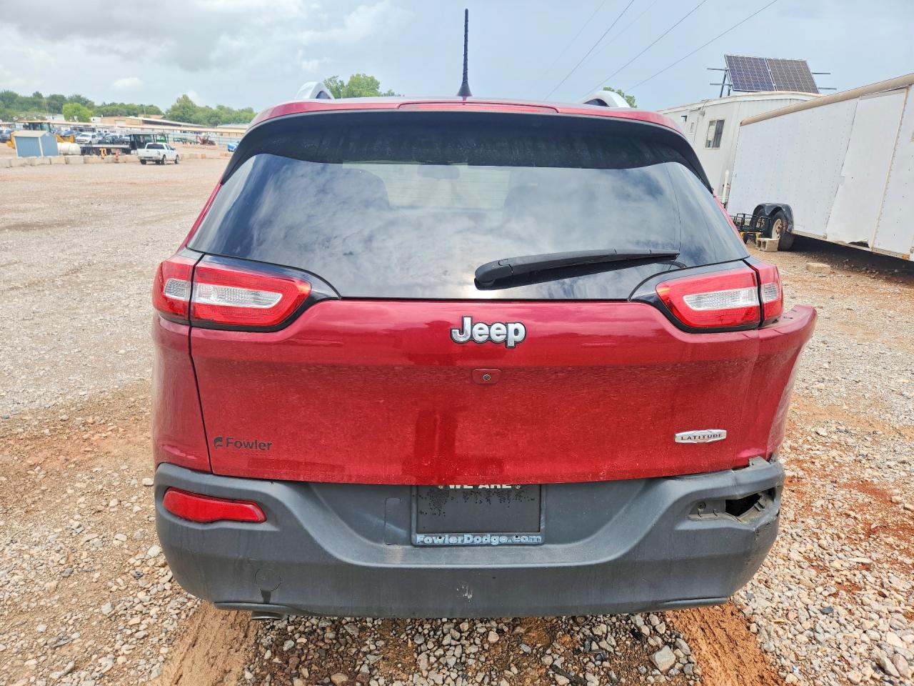 1C4PJLCB3HW619629 · 2017 JEEP CHEROKEE · 6/13