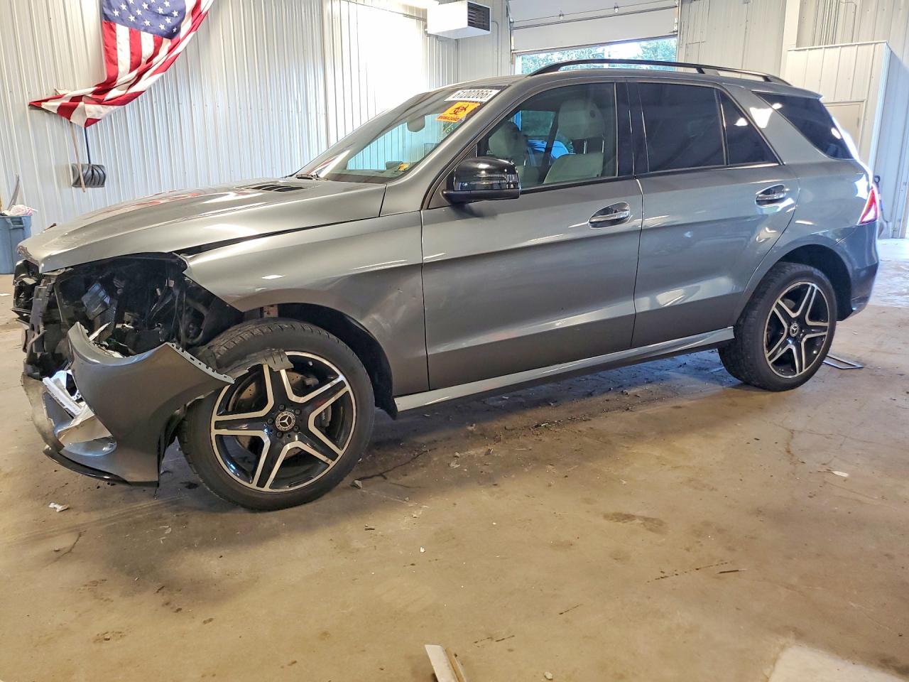 4JGDA5HB4JB002899 · 2018 MERCEDES-BENZ GLE