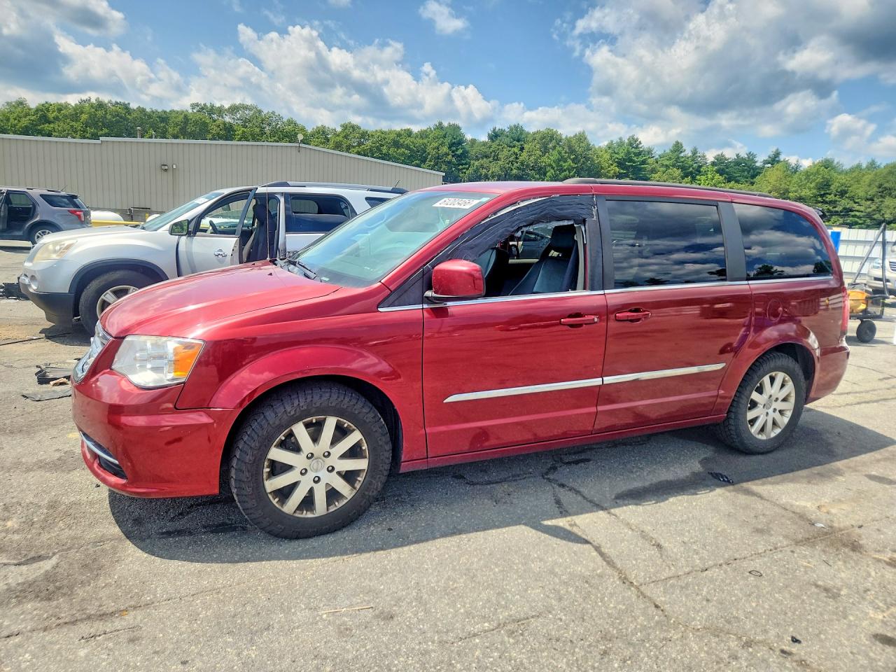 2C4RC1BG3FR537653 · 2015 CHRYSLER TOWN & COUNTRY