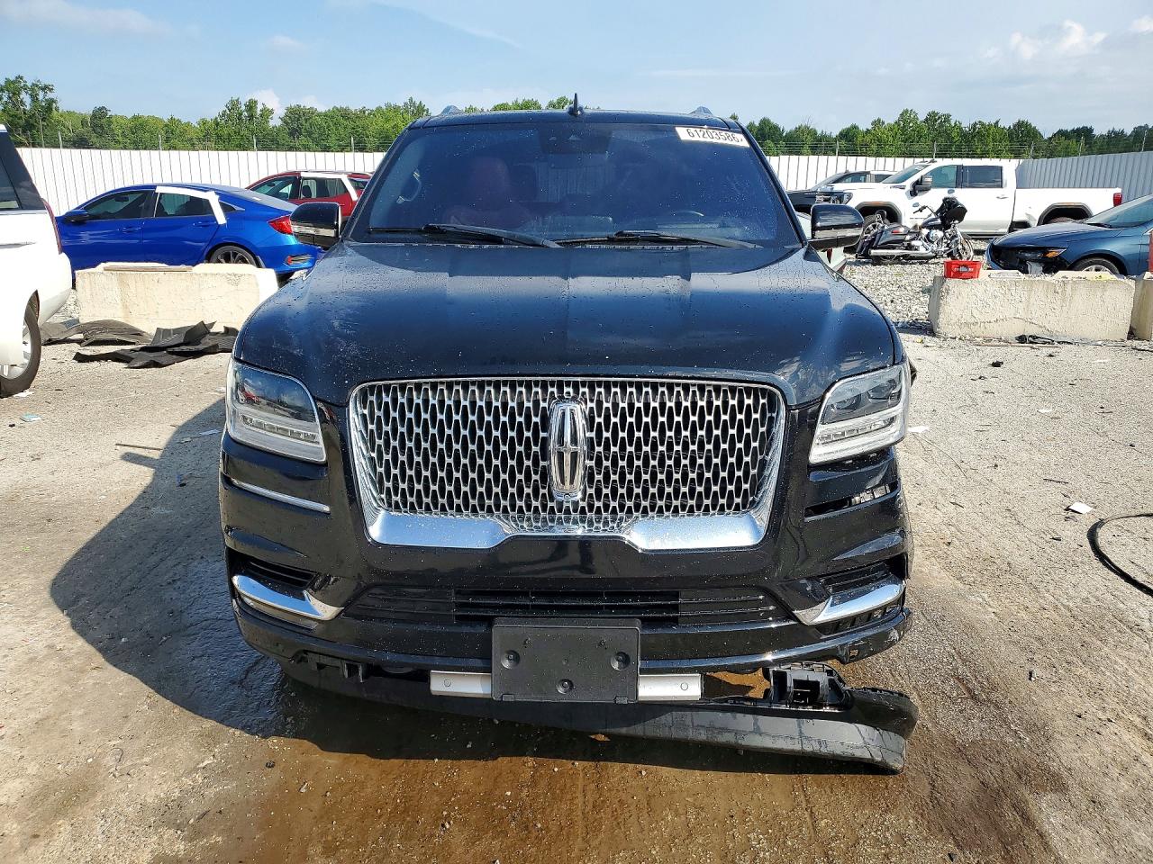 5LMJJ3LT0JEL14219 · 2018 LINCOLN NAVIGATOR · 5/14