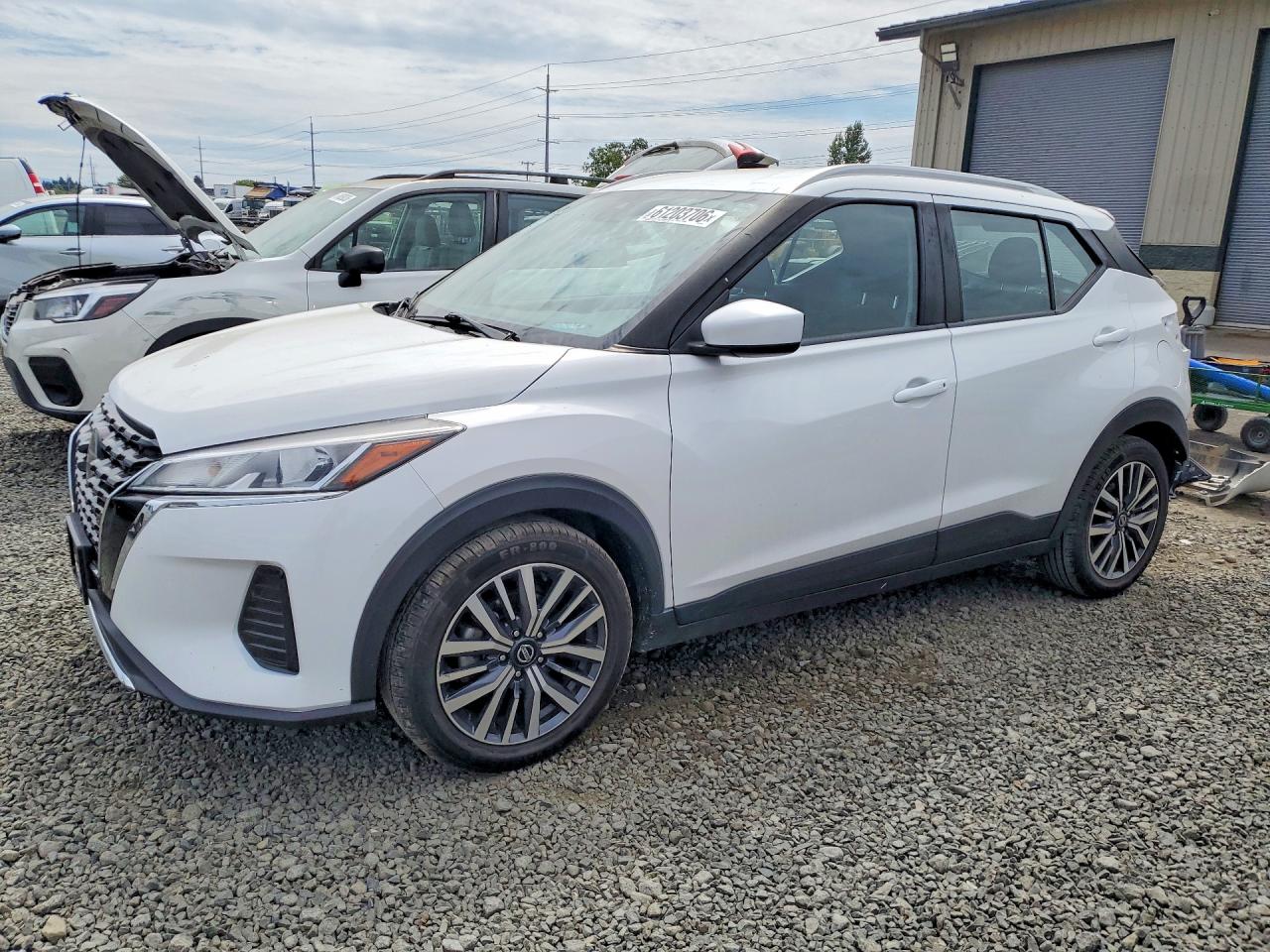 2021 NISSAN KICKS