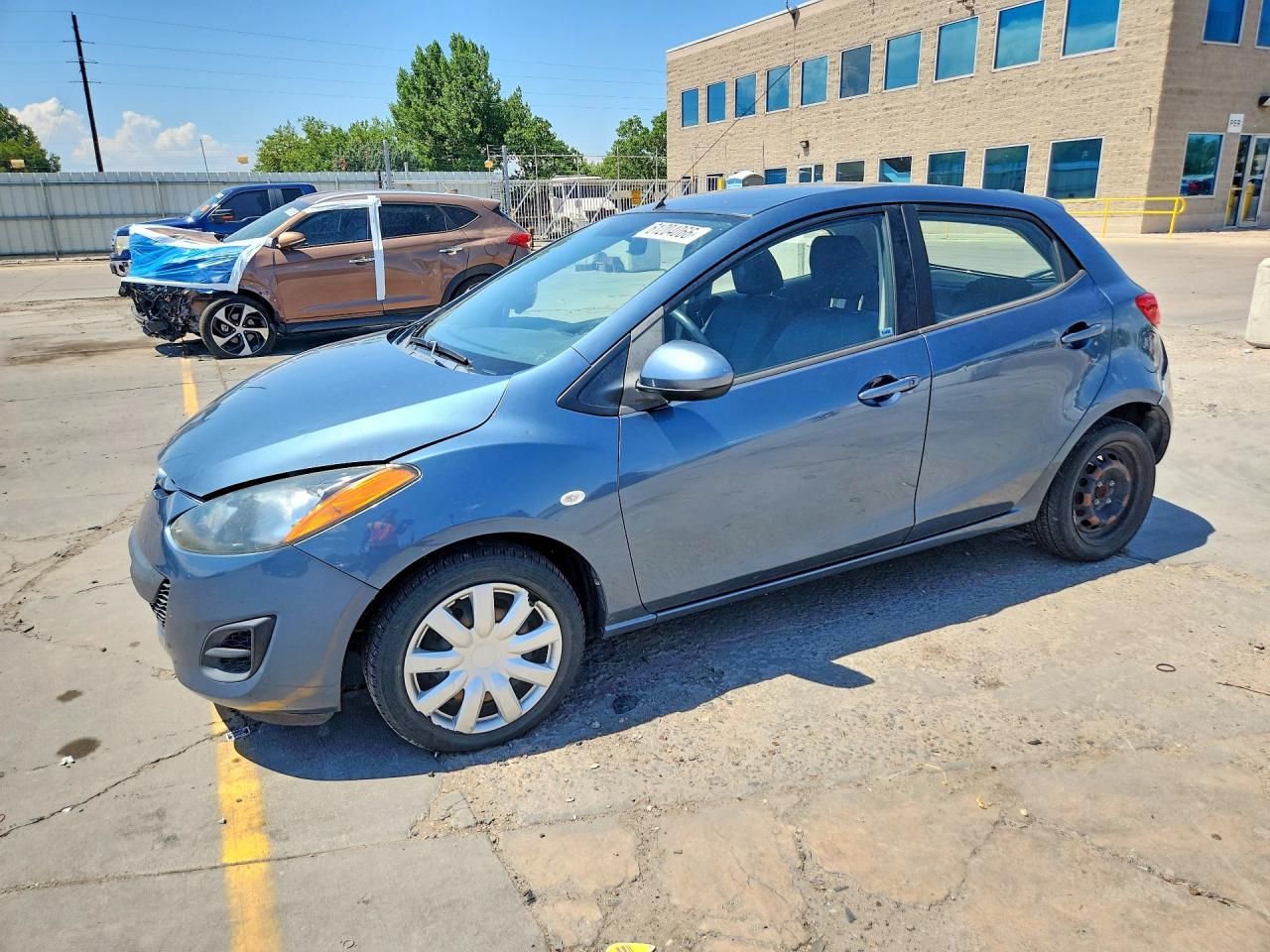 JM1DE1KZ0E0189020 · 2014 MAZDA MAZDA2