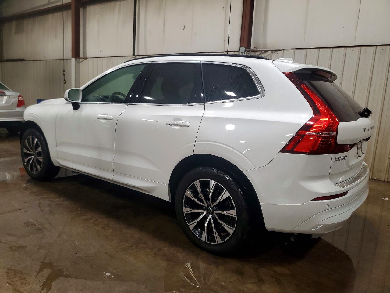 YV4L12RV5P1391149 · 2023 VOLVO XC60 · 2/14