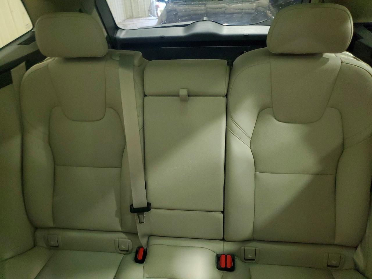 YV4L12RV5P1391149 · 2023 VOLVO XC60 · 10/14