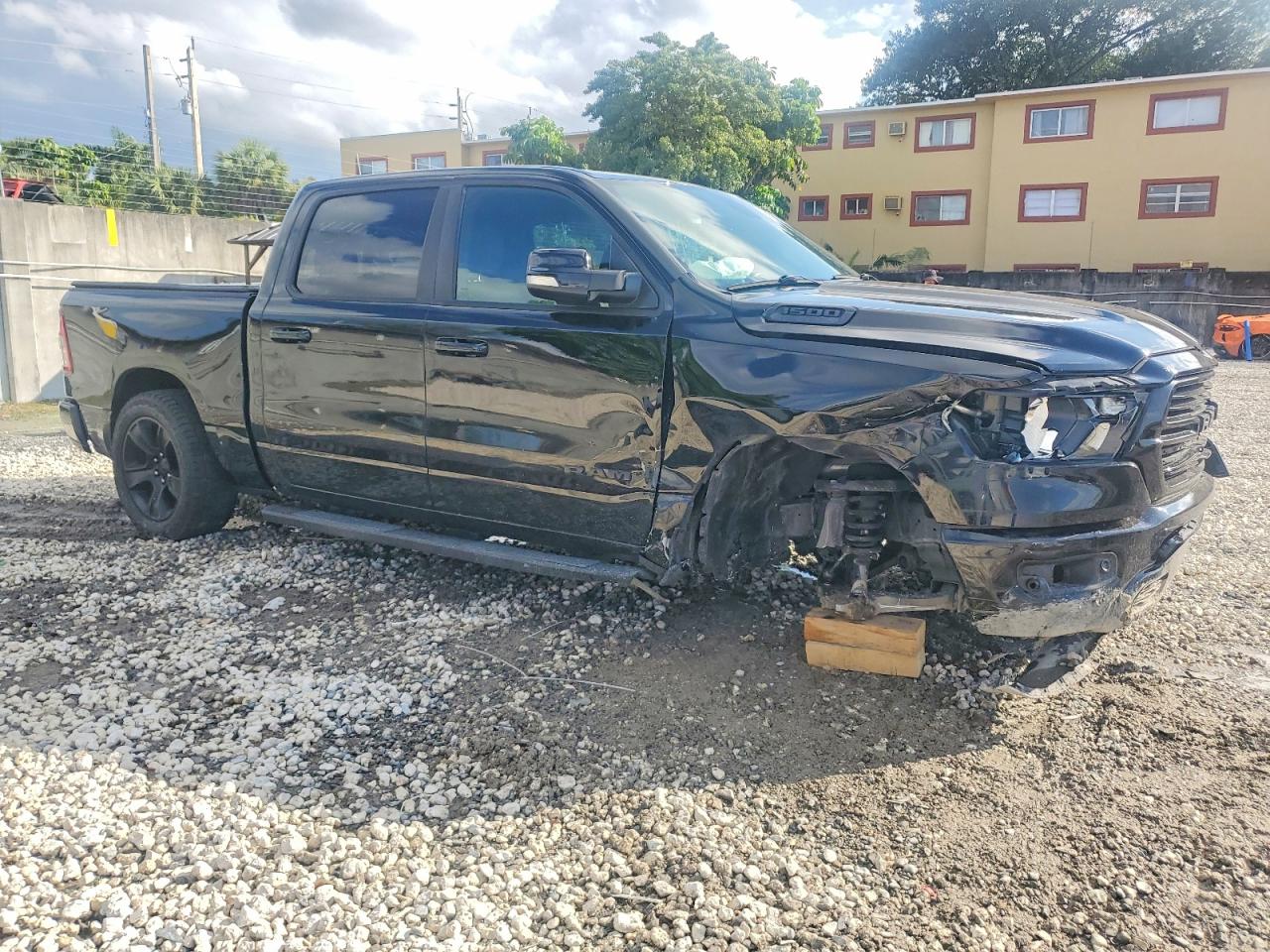 1C6RREFT5LN237867 · 2020 RAM 1500 · 4/12