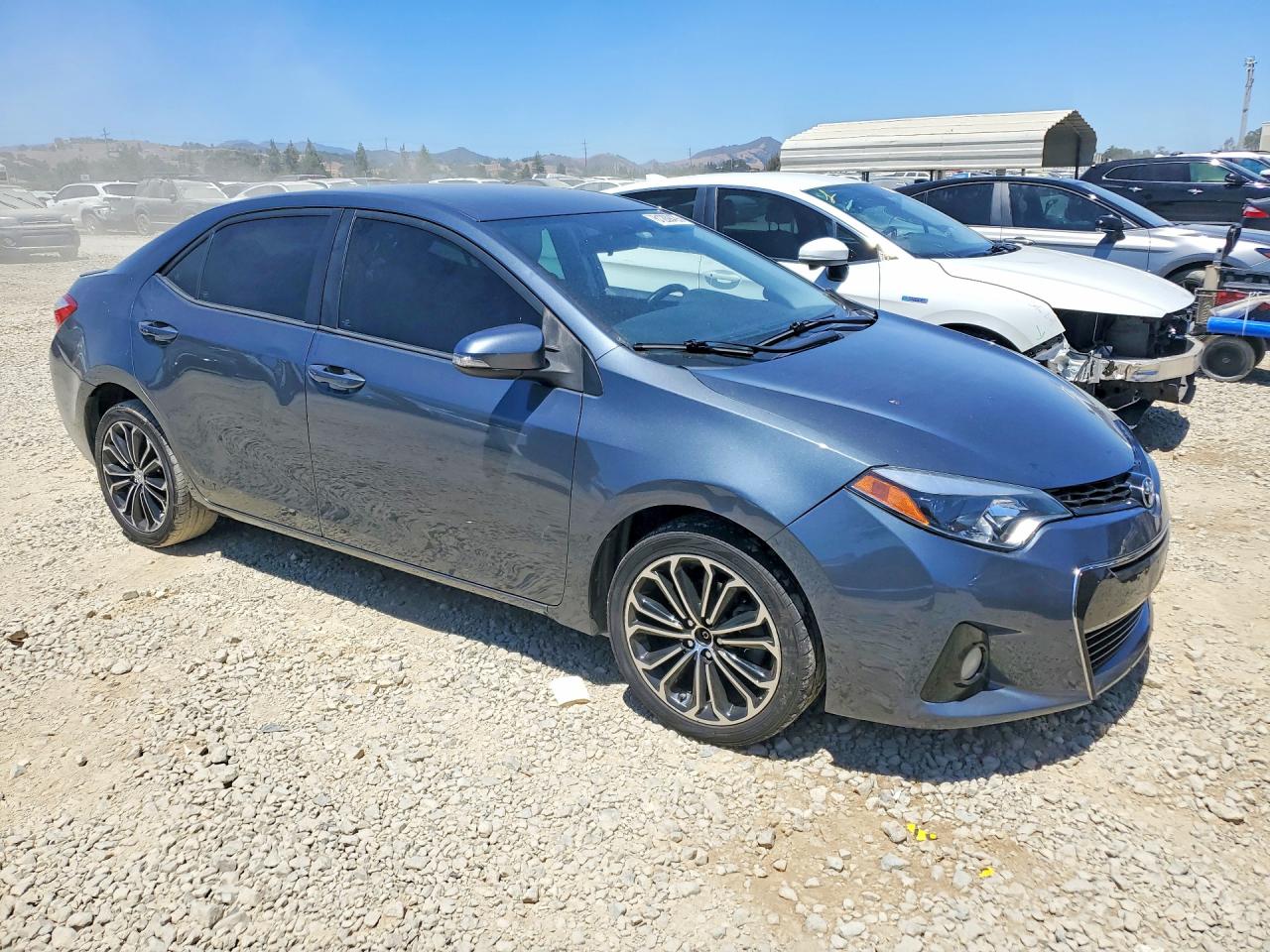 2T1BURHE8FC411050 · 2015 TOYOTA COROLLA · 4/12