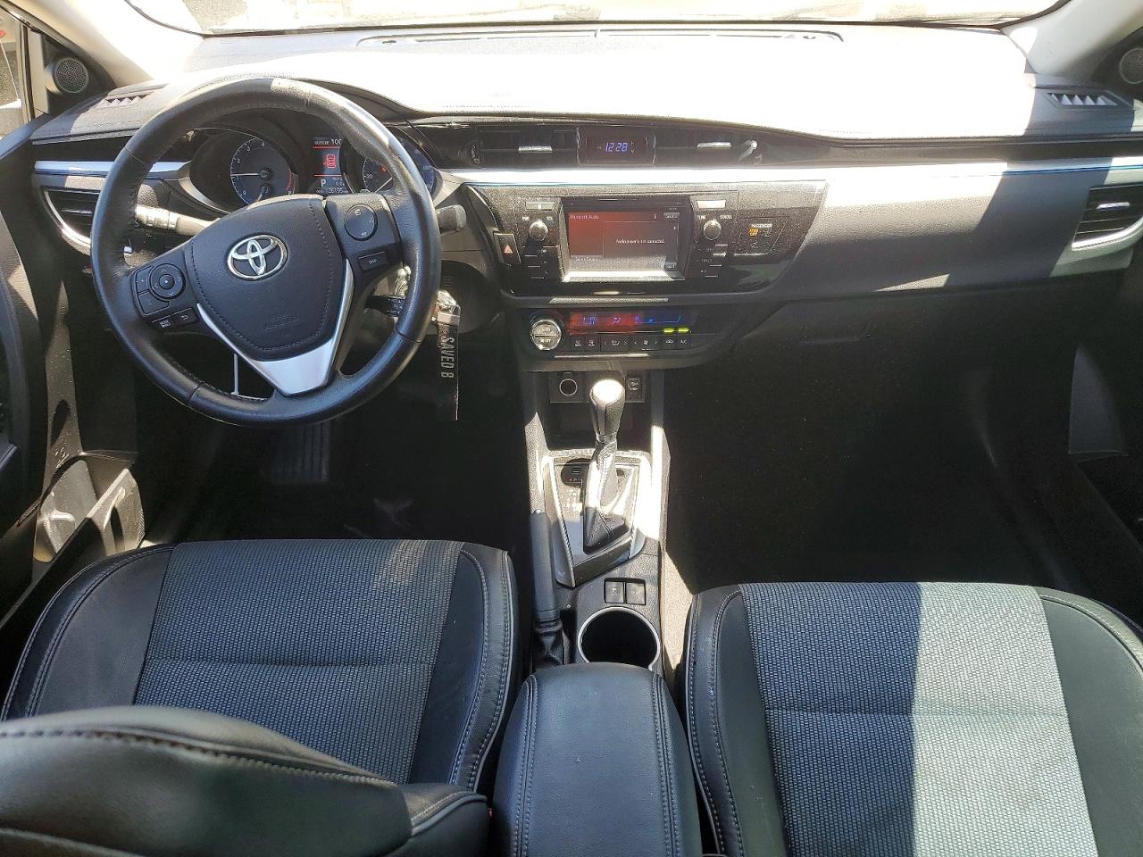 2T1BURHE8FC411050 · 2015 TOYOTA COROLLA · 8/12