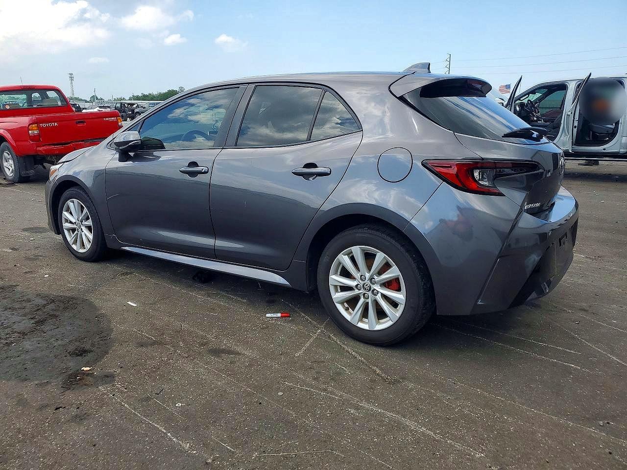 JTND4MBE2S3234885 · 2025 TOYOTA COROLLA HATCHBACK · 2/12