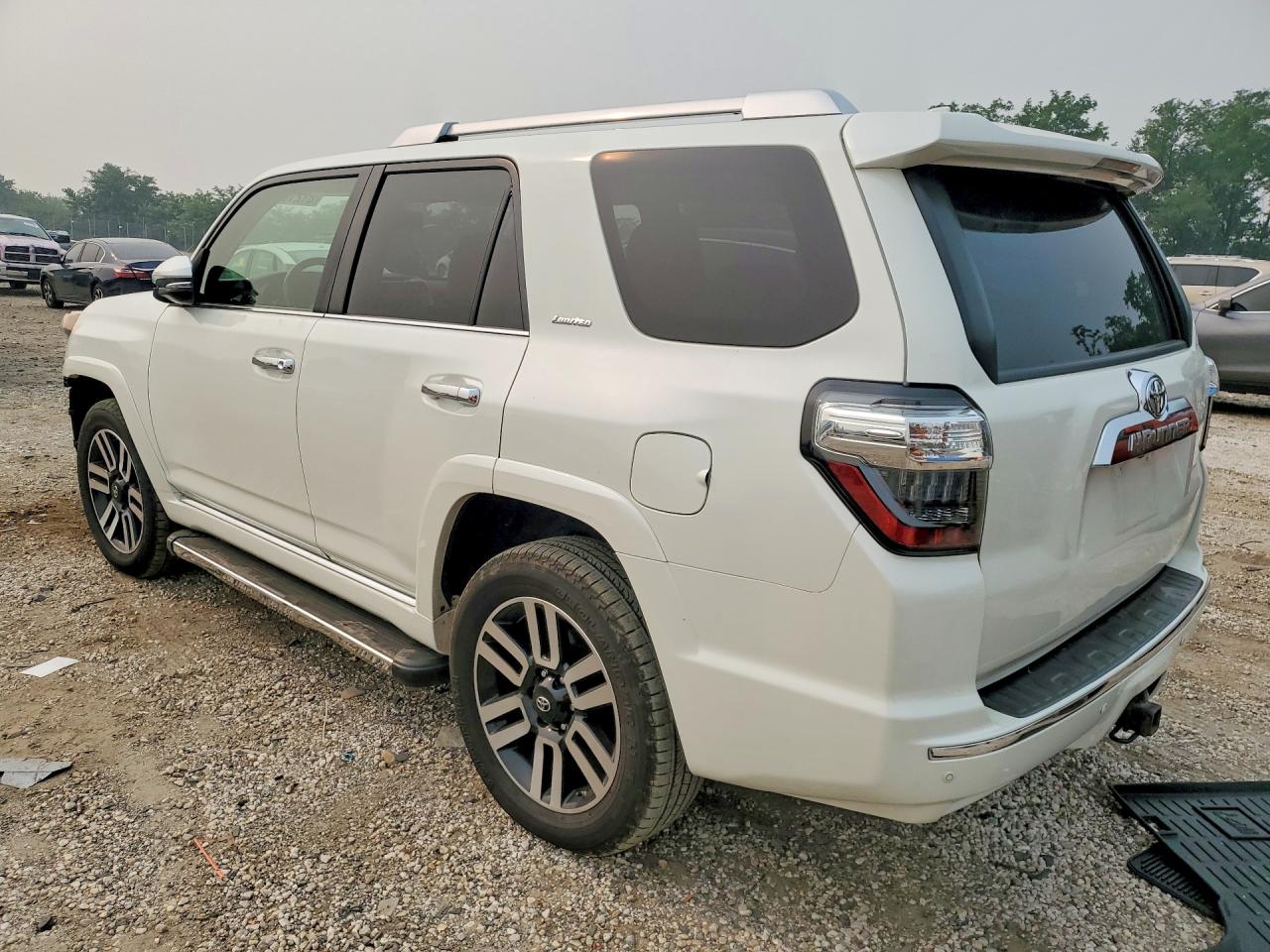 JTEBU5JR0G5353449 · 2016 TOYOTA 4RUNNER · 2/14