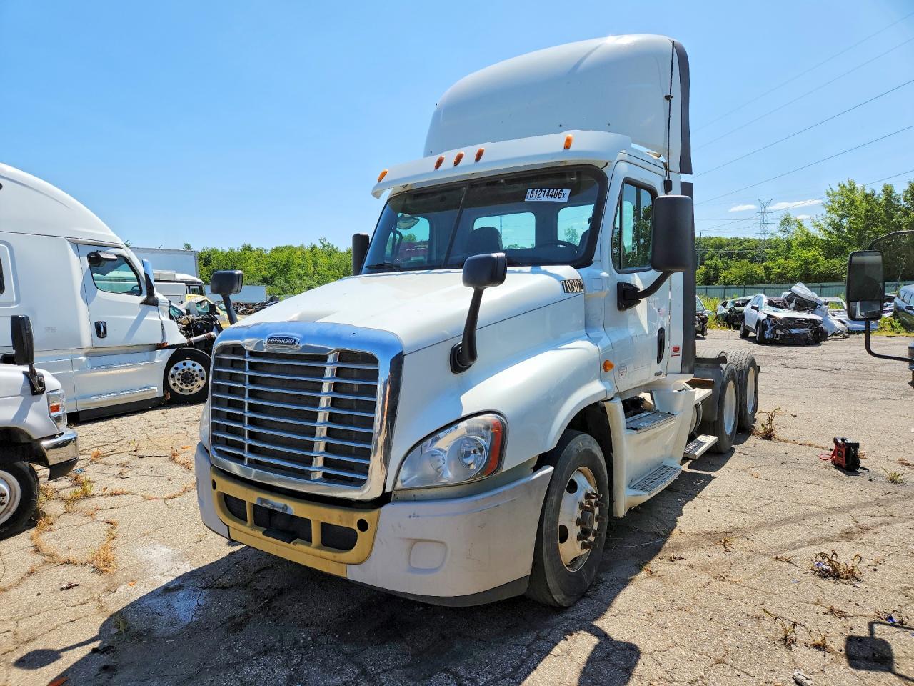 3AKJGEDV8ESFY0333 · 2014 FREIGHTLINER CASCADIA