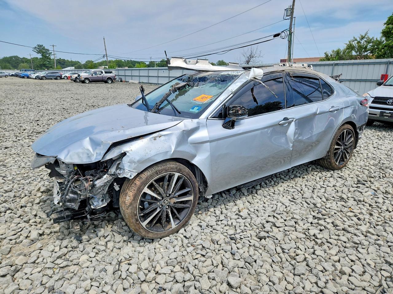 4T1B61HK2JU131035 · 2018 TOYOTA CAMRY