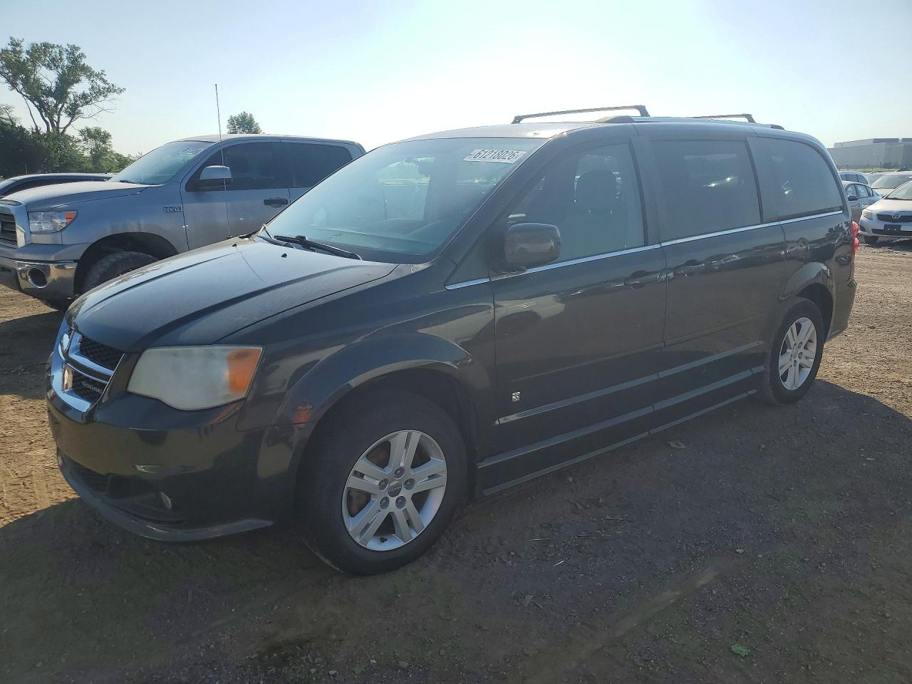 2C4RDGDG8CR104497 · 2012 DODGE GRAND CARAVAN