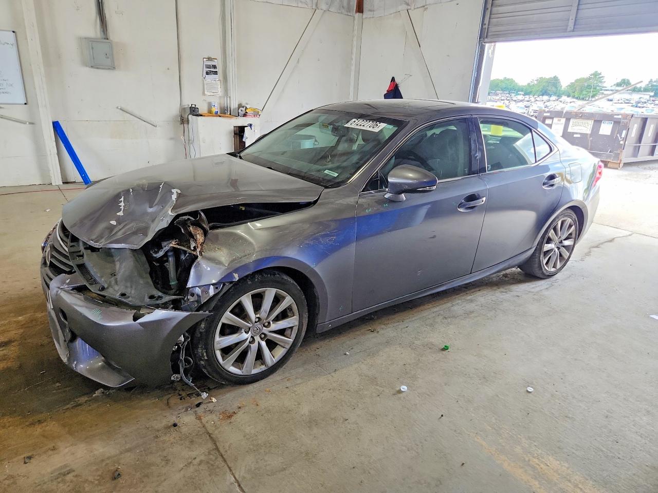 JTHCF1D23F5023554 · 2015 LEXUS IS