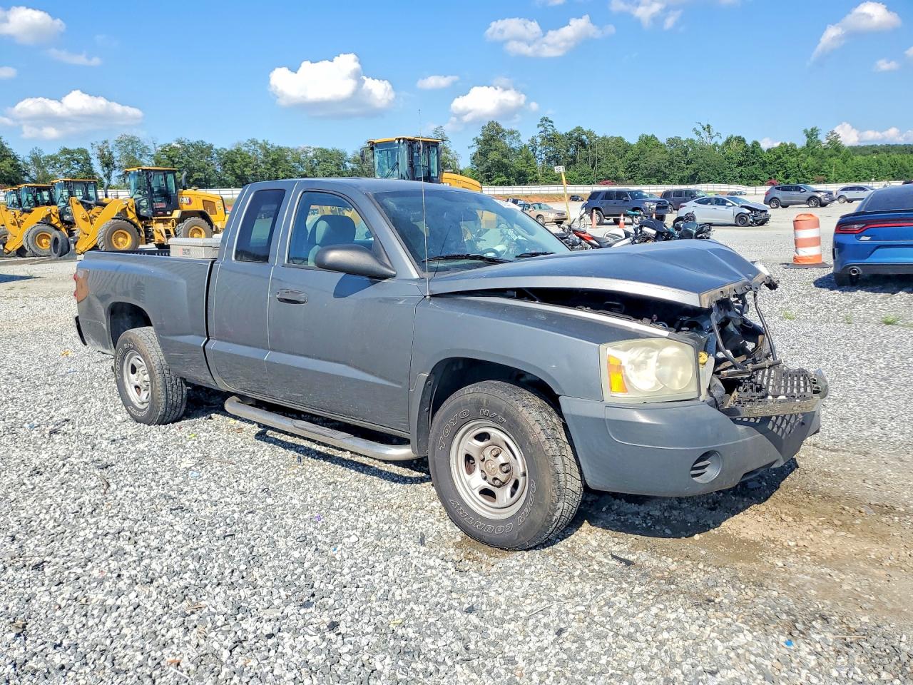 1D7HE22K05S184520 · 2005 DODGE DAKOTA · 4/12