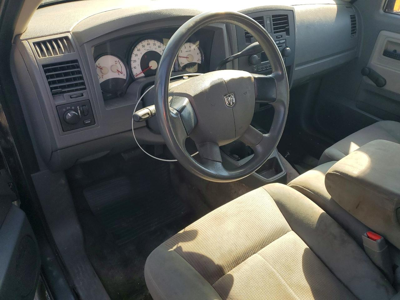 1D7HE22K05S184520 · 2005 DODGE DAKOTA · 8/12