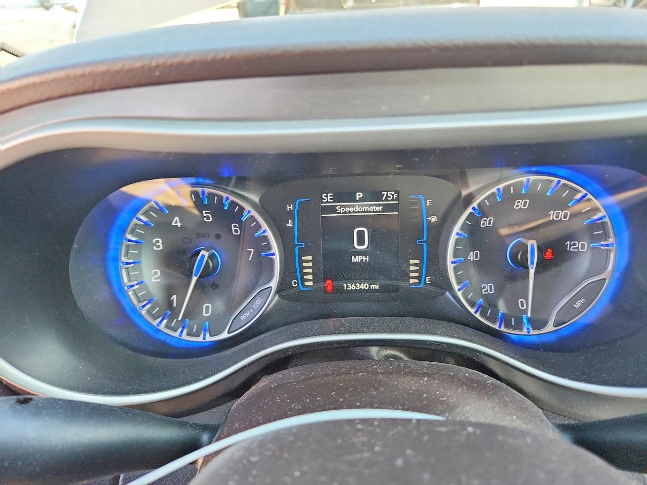 2C4RC1BG8HR839717 · 2017 CHRYSLER PACIFICA · 9/13
