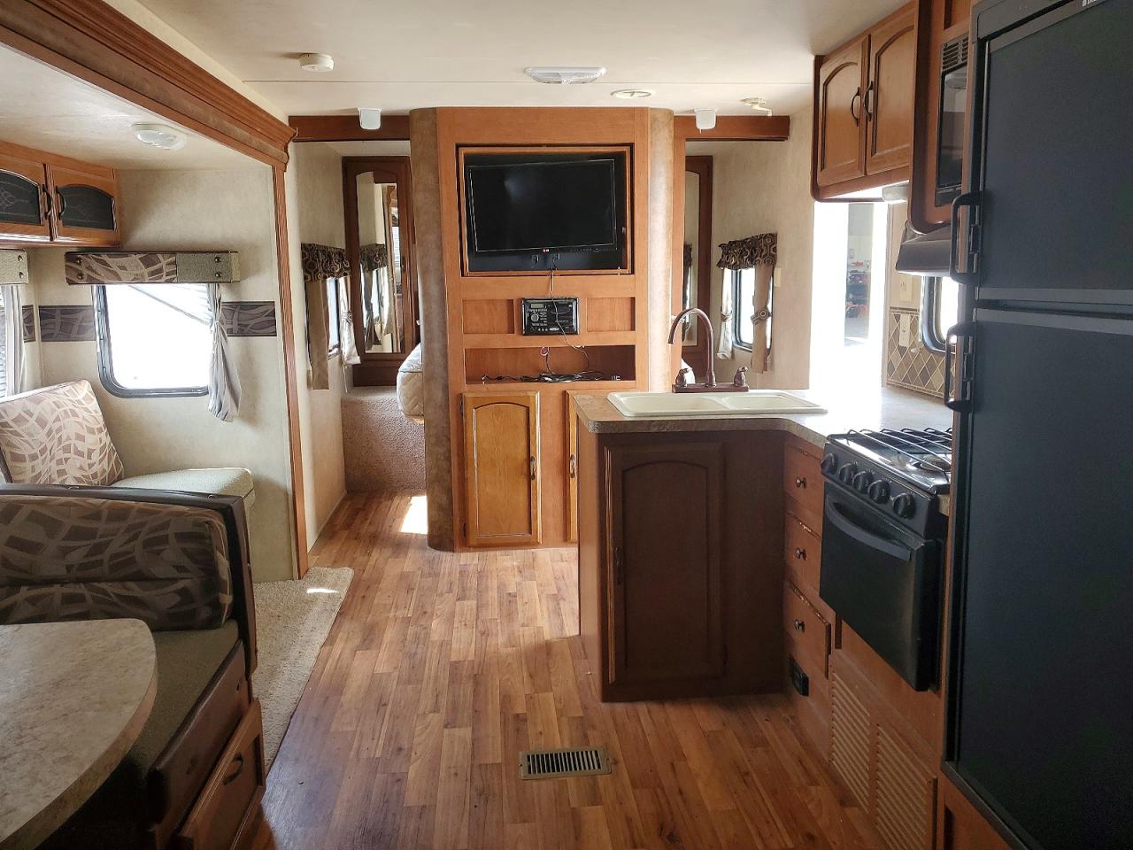 4X4TWDE23DA248492 · 2013 FOREST RIVER WILDWOOD · 5/10