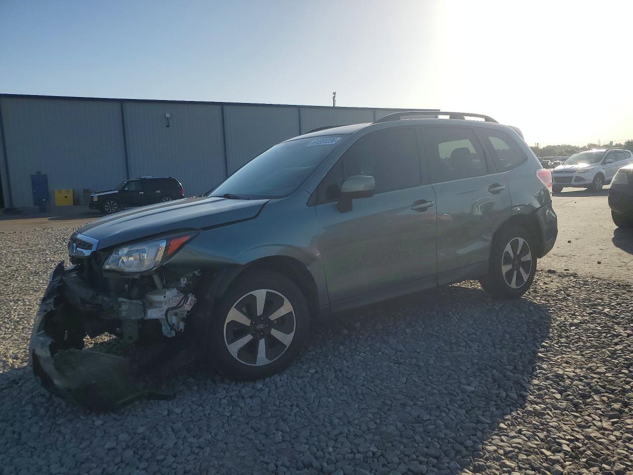 2018 SUBARU FORESTER