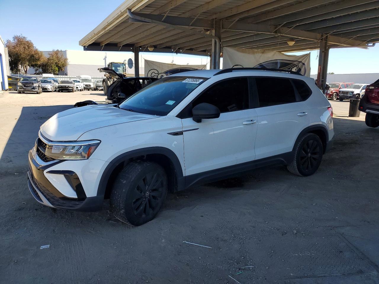 3VVCX7B2XPM337316 · 2023 VOLKSWAGEN TAOS