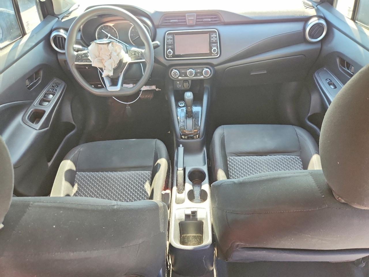 3N1CN8DV4ML815705 · 2021 NISSAN VERSA · 8/12
