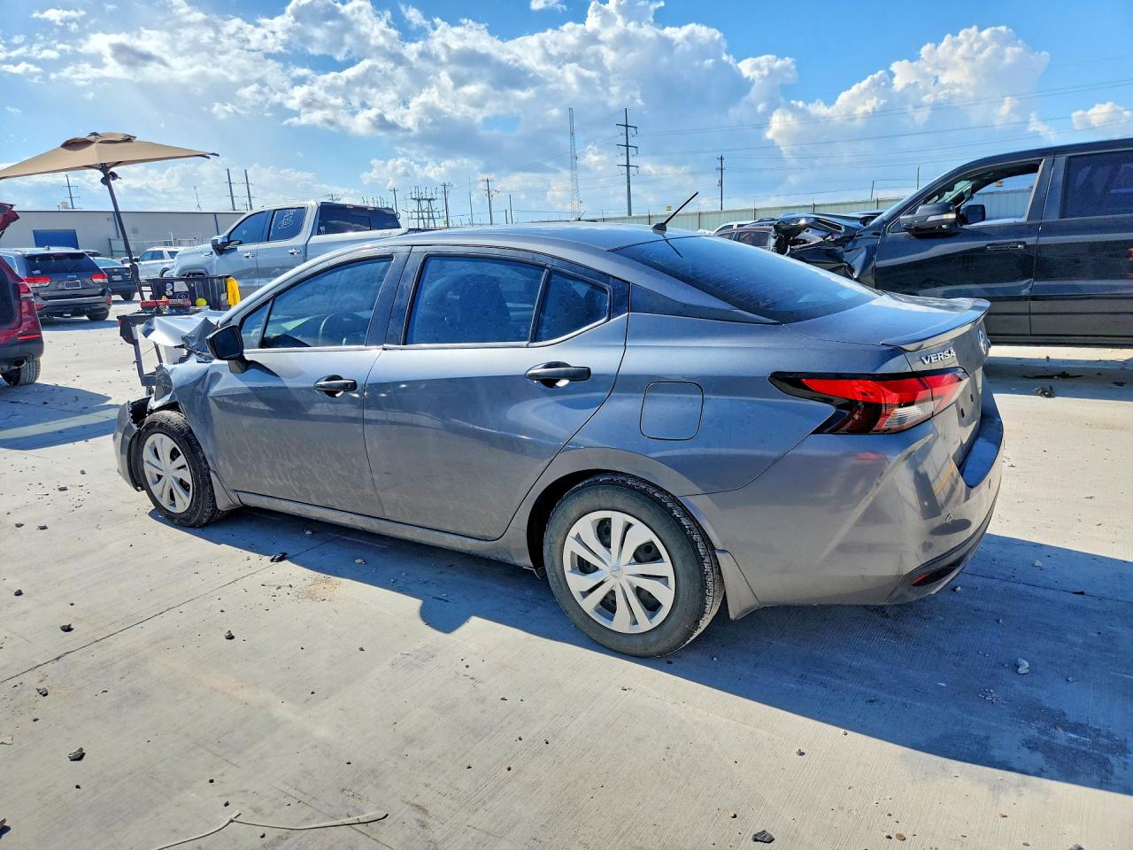3N1CN8DV4ML815705 · 2021 NISSAN VERSA · 2/12