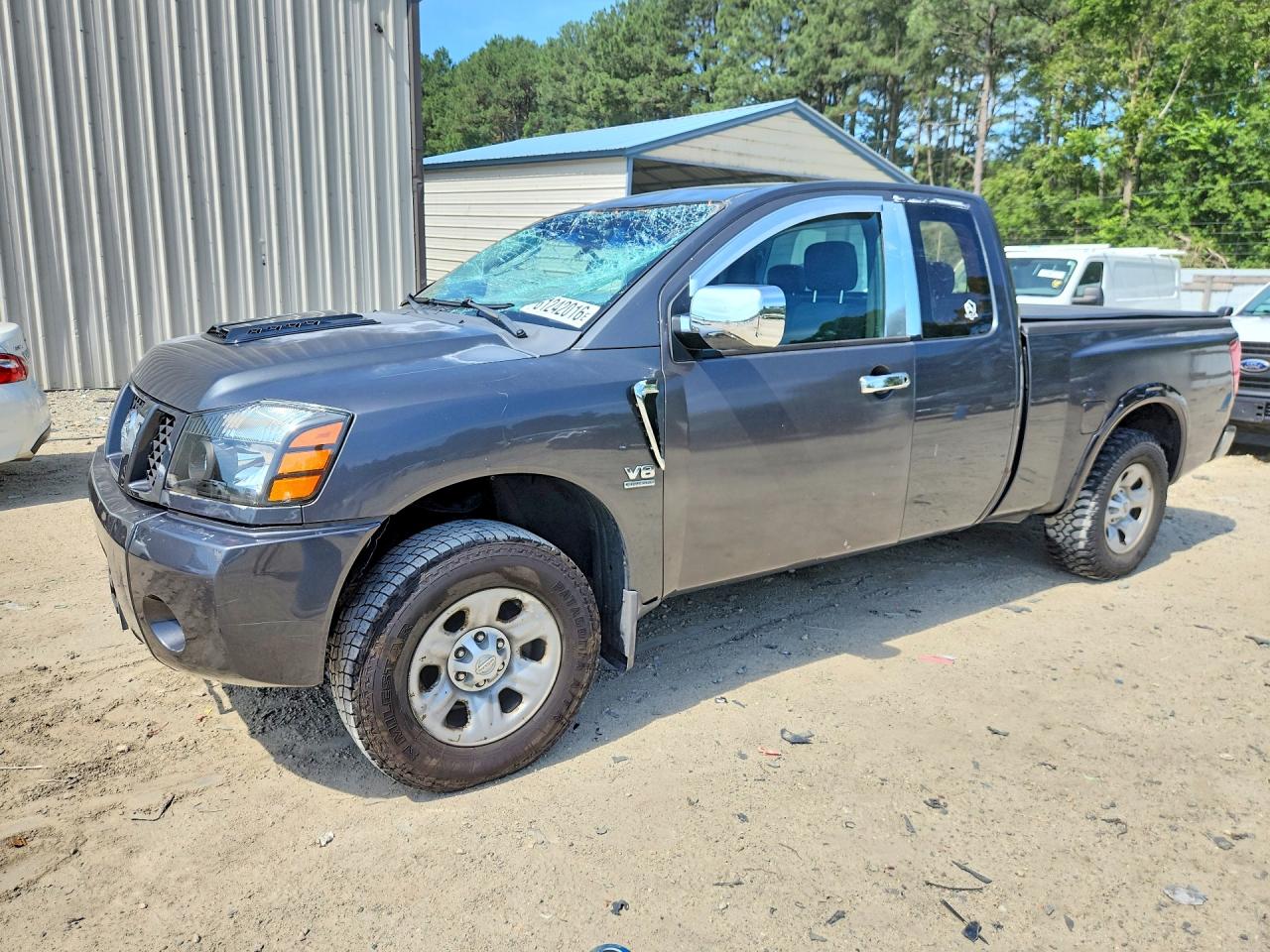 1N6AA06A34N584000 · 2004 NISSAN TITAN