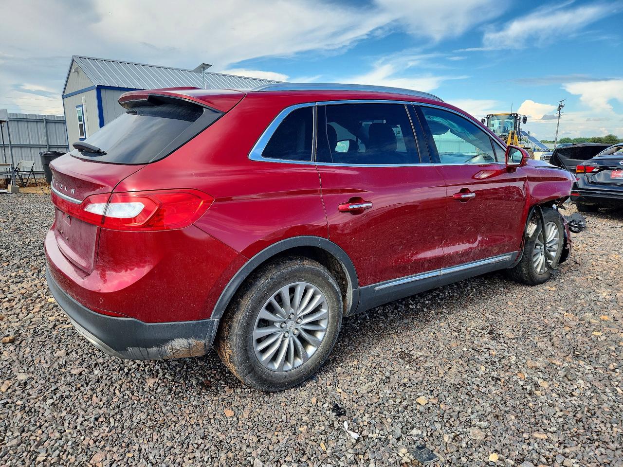 2LMPJ6KR3JBL38387 · 2018 LINCOLN MKX · 3/13