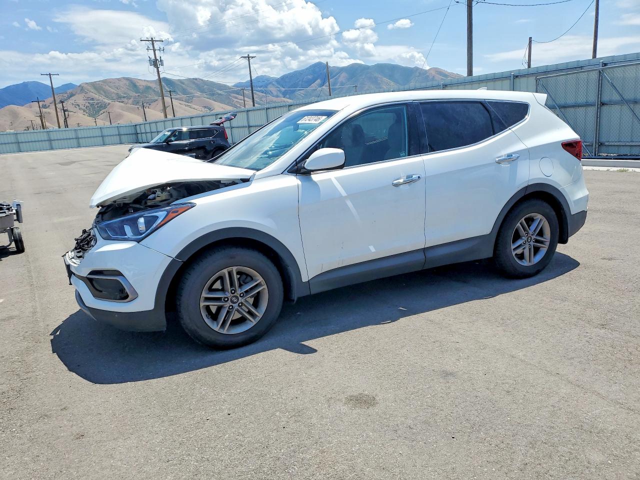 5NMZT3LB4HH026576 · 2017 HYUNDAI SANTA FE SPORT