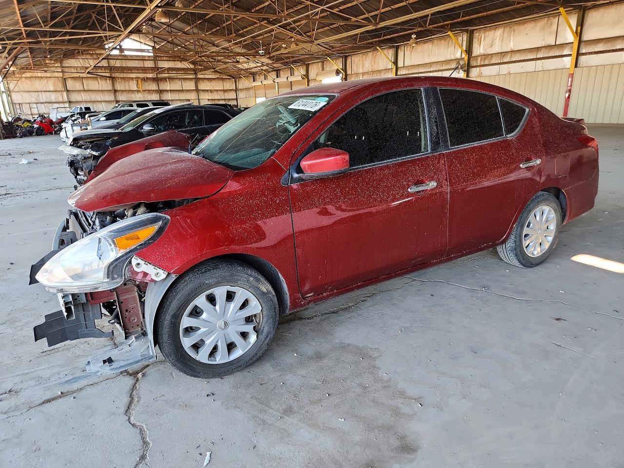 3N1CN7AP2KL863684 · 2019 NISSAN VERSA