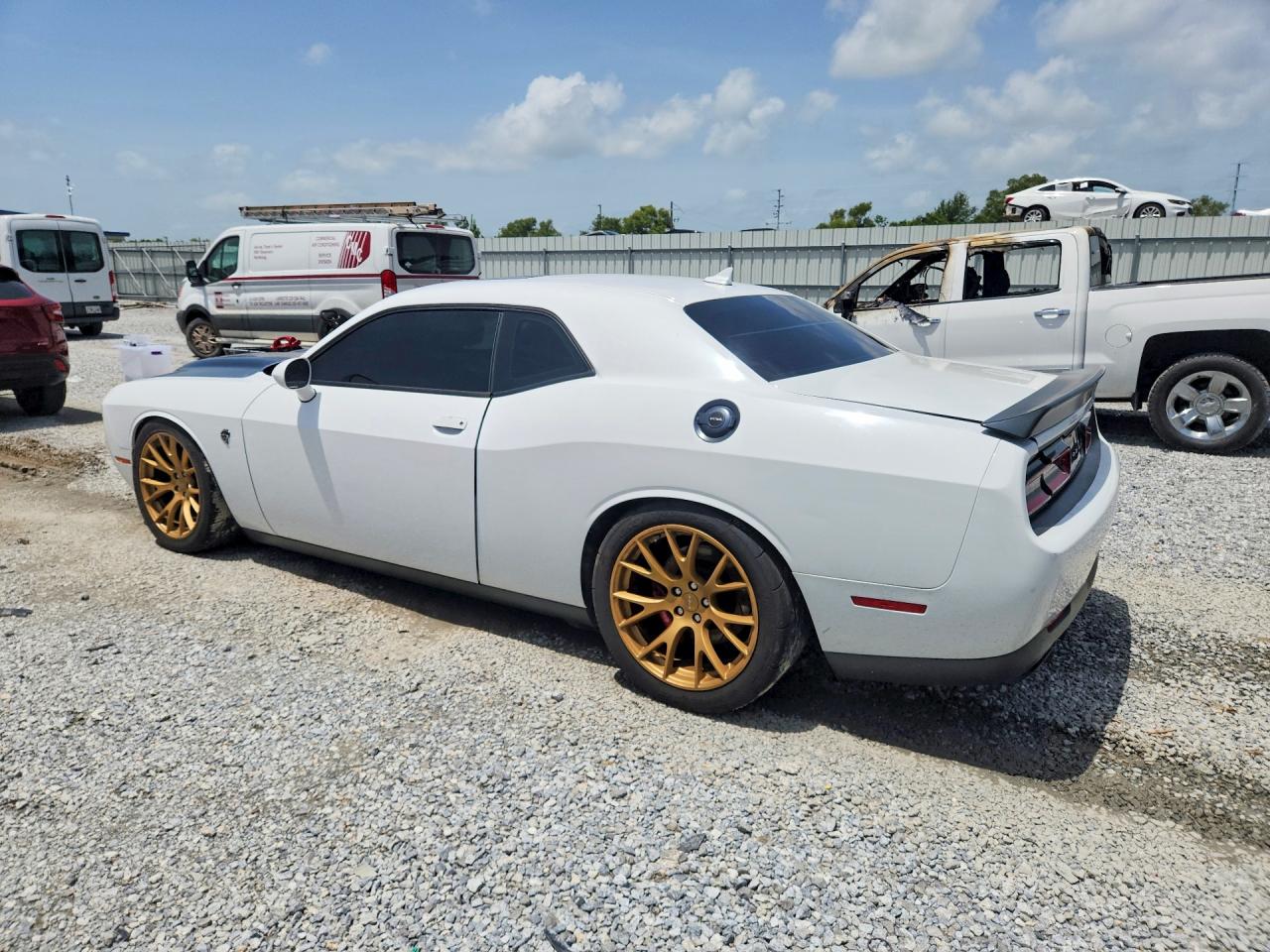 2C3CDZC9XGH352478 · 2016 DODGE CHALLENGER · 2/13