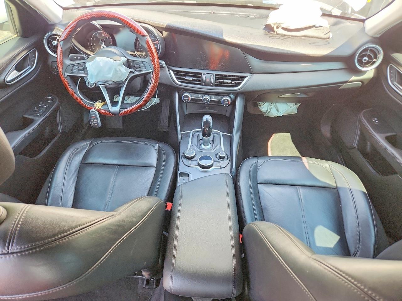 ZARFAEBN3H7555904 · 2017 ALFA ROMEO GIULIA · 8/12